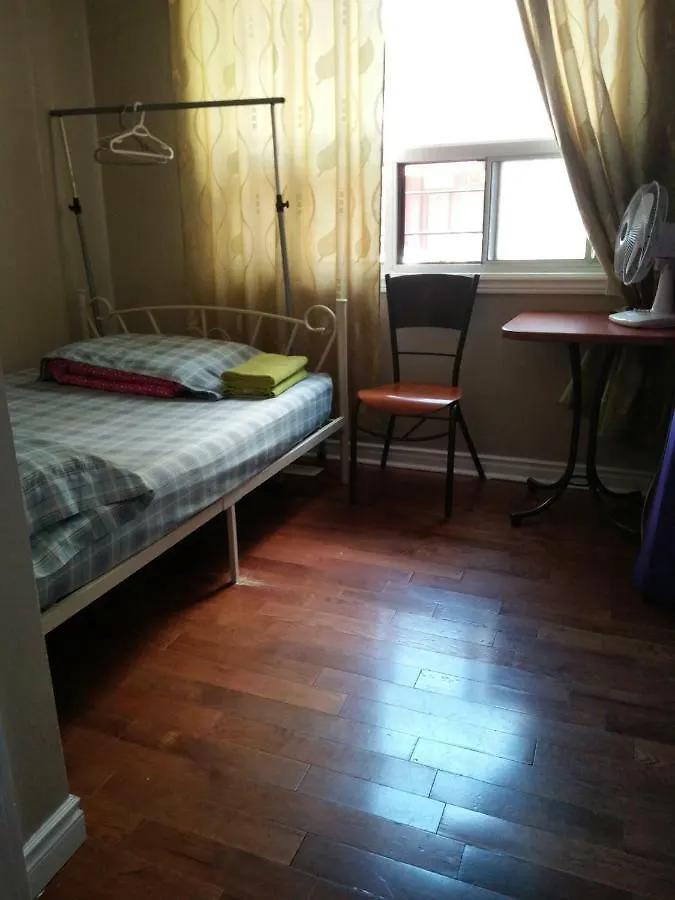 טורונטו Convention Travelers Home בית הארחה